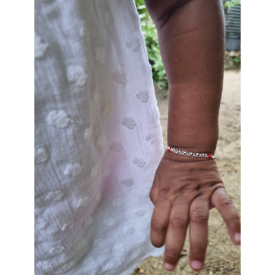 Lontai armband met rode kralen (baby) - 3