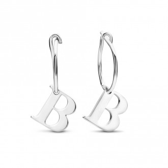 Zilveren initiaal oorbellen | Zilveren letter oorbellen