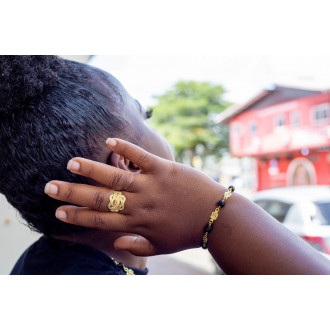 Mattenklopper armband ogri ai kralen | Surinaamse mattenklopper armband | Surinaamse kralen armband 2